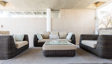 Resa estates Ibiza penthouse 3 bedrooms for sale 2021 real estate views sea Botafoch covered lounge.jpg